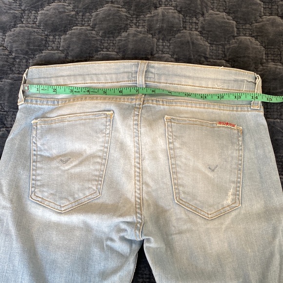 EUC Hudson Muse Crop Skinny w/5” Cuff - Picture 6 of 10